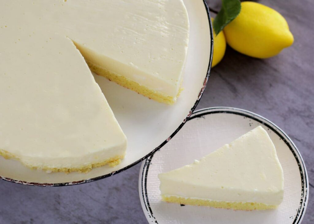 Plain no-bake Lemon Cheesecake